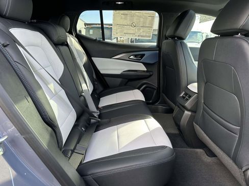 New 2026 Chevrolet Equinox EV LT image 24