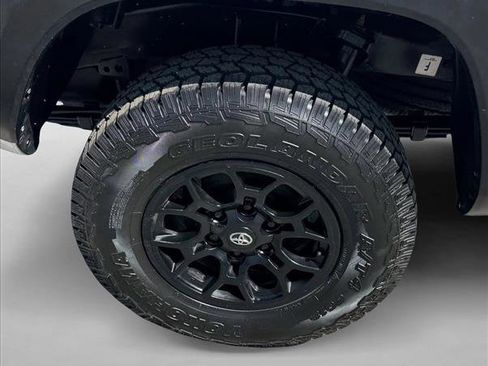 Used 2022 Toyota Tacoma SR w/ SX Package image 9