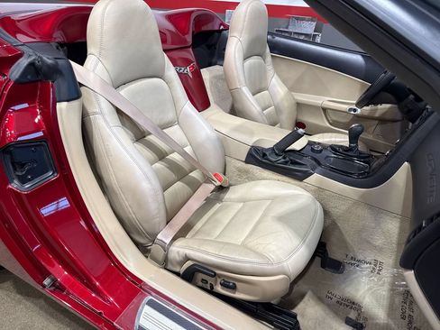 Used 2008 Chevrolet Corvette Convertible w/ Preferred Equipment Group RWD image 71