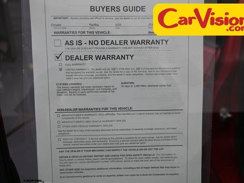 Used 2025 Chrysler Pacifica Limited image 41