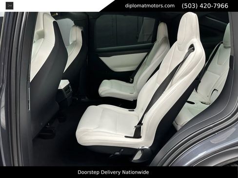 Used 2019 Tesla Model X Performance image 21