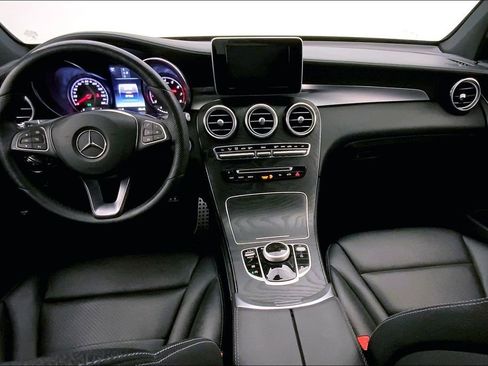 Used 2018 Mercedes-Benz GLC 300 4MATIC image 16