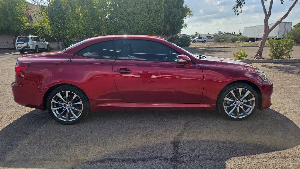 Used 2014 Lexus IS 250C w/ Luxury Package RWD image 11