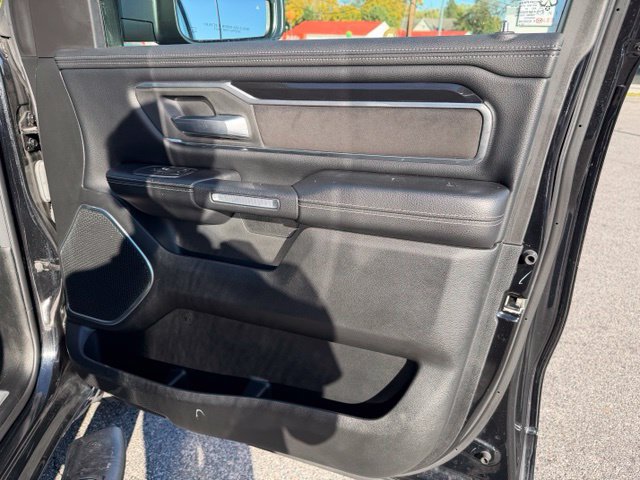 Used 2021 RAM 1500 Laramie w/ Sport Appearance Package AWD/4WD image 27