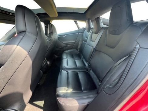 Used 2018 Tesla Model S 100D image 27