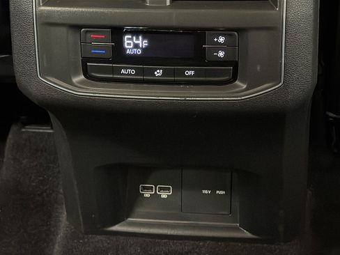 Used 2019 Volkswagen Atlas SEL AWD/4WD image 35
