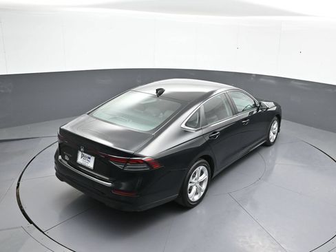 Used 2024 Honda Accord LX image 37