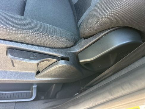 Used 2017 Ford Transit Connect XLT FWD image 32