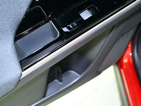 Certified 2024 Subaru Solterra Premium image 55