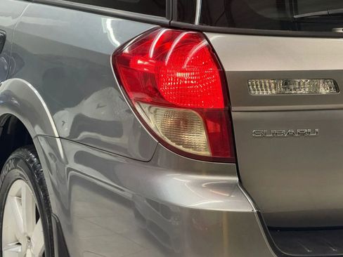 Used 2009 Subaru Outback 2.5i Special Edition image 36