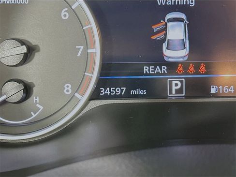 Used 2022 Nissan Sentra SR w/ Trunk Package image 15