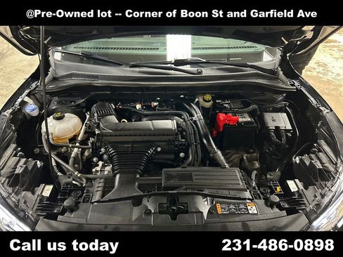 Used 2025 Ford Escape ST-Line Select image 10