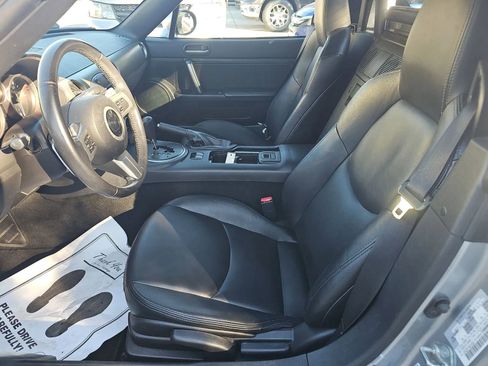 Used 2011 MAZDA MX-5 Miata Grand Touring w/ Premium Pkg image 7
