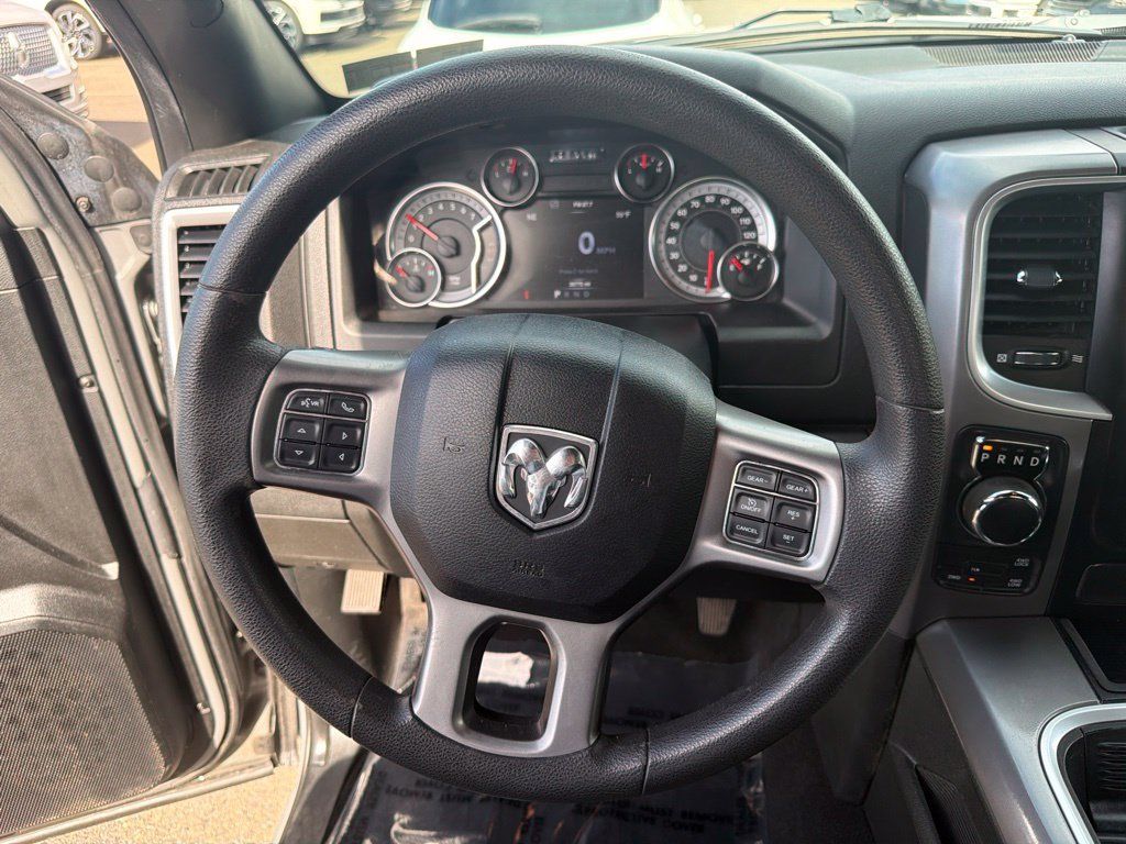 Used 2022 RAM 1500 Warlock w/ Ceramic Gray Warlock Package AWD/4WD image 22