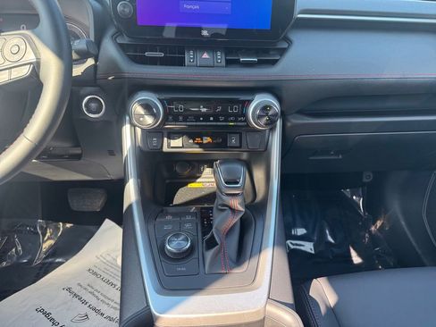 Used 2025 Toyota RAV4 XSE w/ Weather Package AWD/4WD image 11