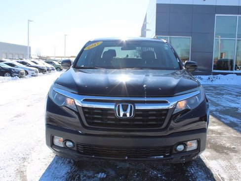 Used 2017 Honda Ridgeline RTL image 2