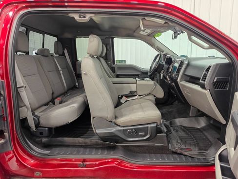 Used 2018 Ford F150 XLT w/ Equipment Group 302A Luxury AWD/4WD image 28
