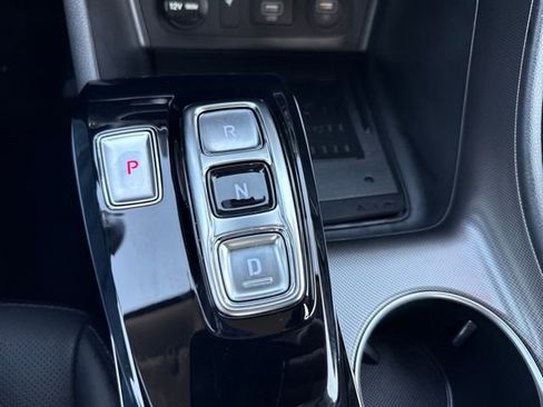 Used 2023 Hyundai Sonata Limited image 32