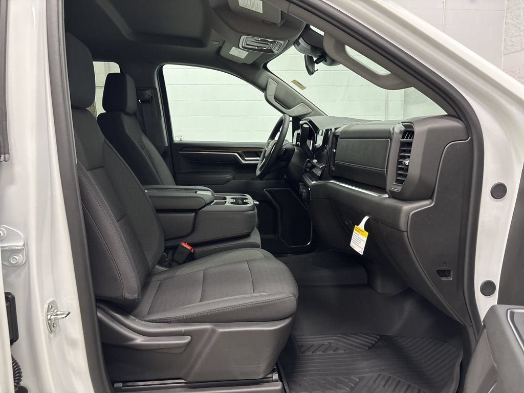 New 2026 Chevrolet Silverado 1500 RST AWD/4WD image 39