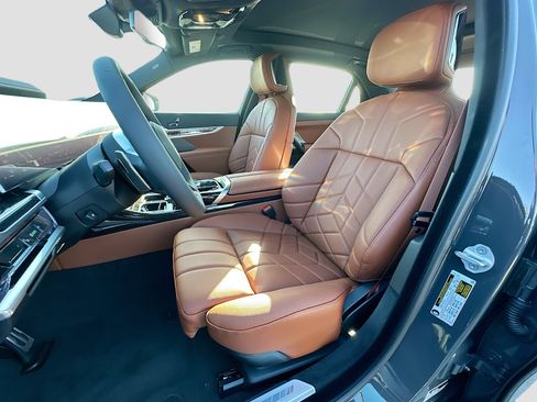 New 2026 BMW 740i w/ Premium Package image 15