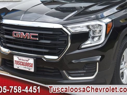 Used 2024 GMC Terrain SLE AWD/4WD image 39