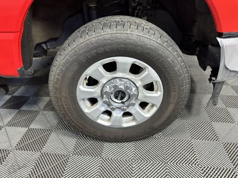Used 2024 Ford F250 XLT AWD/4WD image 16