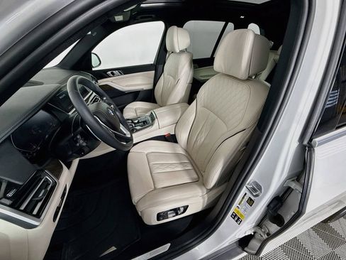 Used 2022 BMW X5 xDrive40i w/ Premium Package AWD/4WD image 22