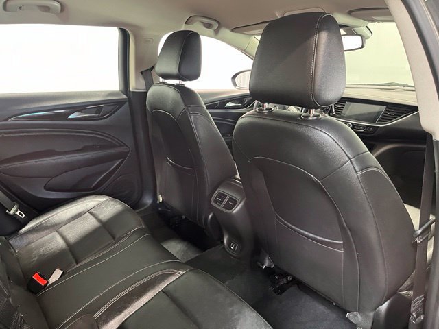Used 2018 Buick Regal Essence w/ Sights and Sounds Package AWD/4WD image 15