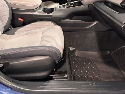 Used 2020 Subaru Outback Premium image 17