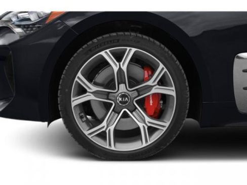 Used 2020 Kia Stinger GT image 11