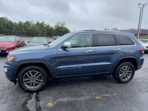 Used 2020 Jeep Grand Cherokee Limited AWD/4WD image 12