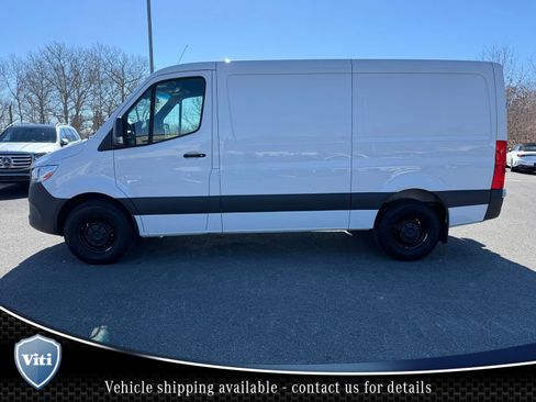 Used 2025 Mercedes-Benz Sprinter 2500 image 5