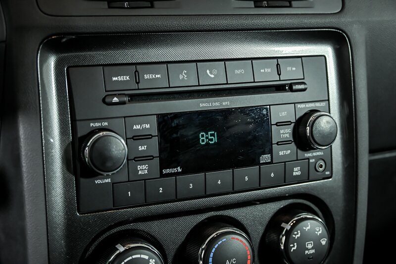 Used 2009 Dodge Challenger R/T RWD image 23