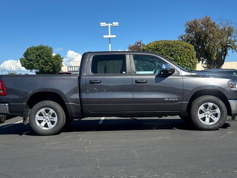 Used 2024 RAM 1500 Laramie image 4
