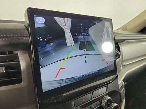 Used 2022 Ford Expedition XLT image 25