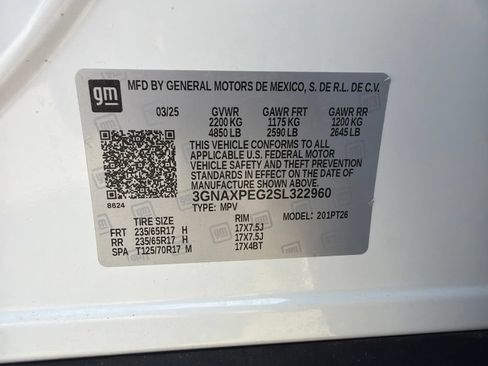 Used 2025 Chevrolet Equinox LT AWD/4WD image 38