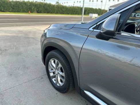 Used 2019 Hyundai Santa Fe SE AWD/4WD image 7
