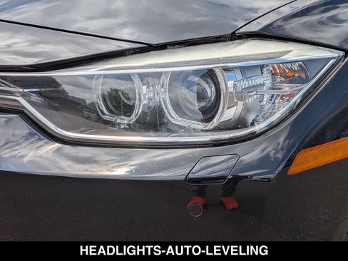 Used 2014 BMW 335i xDrive Sedan AWD/4WD image 17