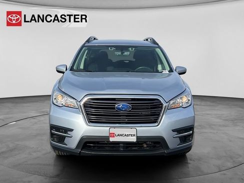 Used 2019 Subaru Ascent Premium image 2