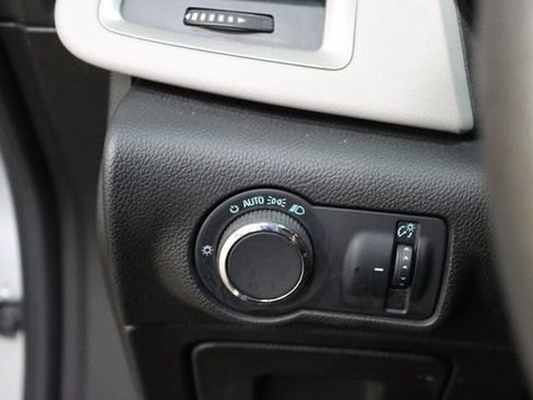 Used 2013 Buick Verano FWD image 15
