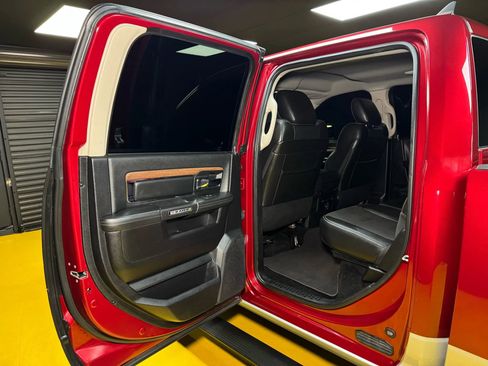 Used 2014 RAM 1500 Laramie RWD image 16