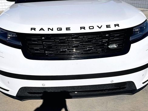Used 2024 Land Rover Range Rover Velar S image 29