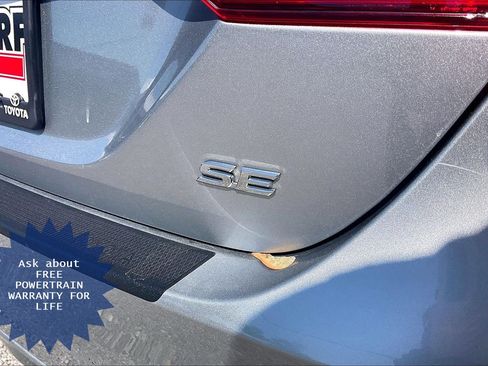 Used 2023 Toyota Camry SE FWD image 10