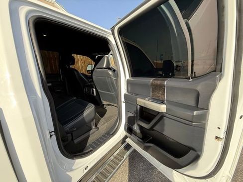 Used 2022 Ford F250 Lariat w/ Lariat Value Package image 9