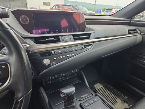 Used 2021 Lexus ES 250 w/ Premium Package AWD/4WD image 22