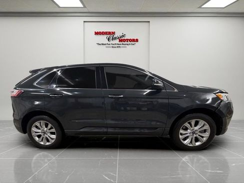 Used 2021 Ford Edge Titanium image 8