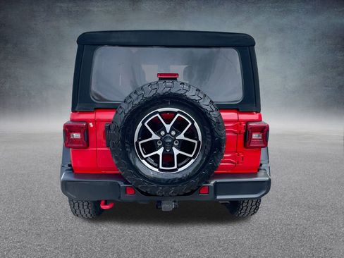 Used 2024 Jeep Wrangler Unlimited Rubicon w/ Convenience Group image 55