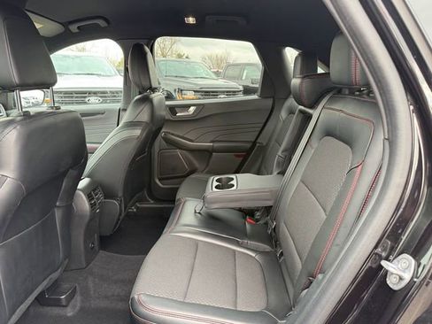 Certified 2023 Ford Escape ST-Line w/ Tech Pack #1 image 9