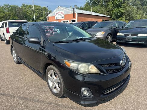 Used 2013 Toyota Corolla S FWD image 3