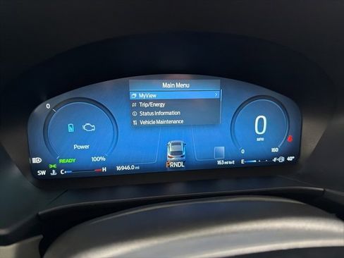 Used 2024 Ford Escape Platinum w/ Premium Technology Package image 20